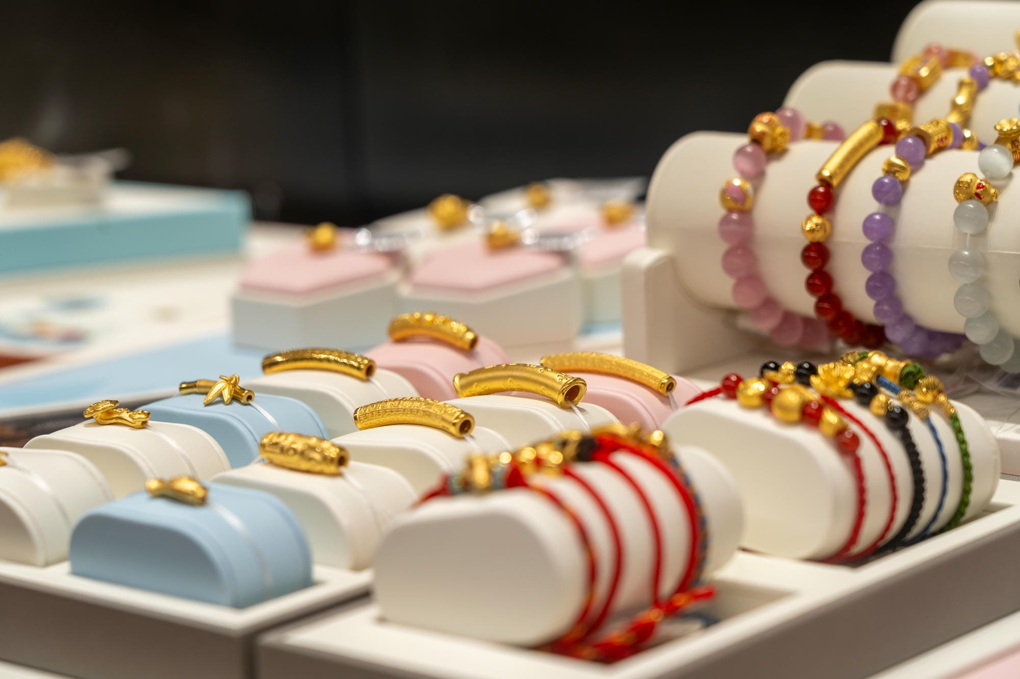 河南郑州老凤祥（亚细亚广场）珠宝照明案例