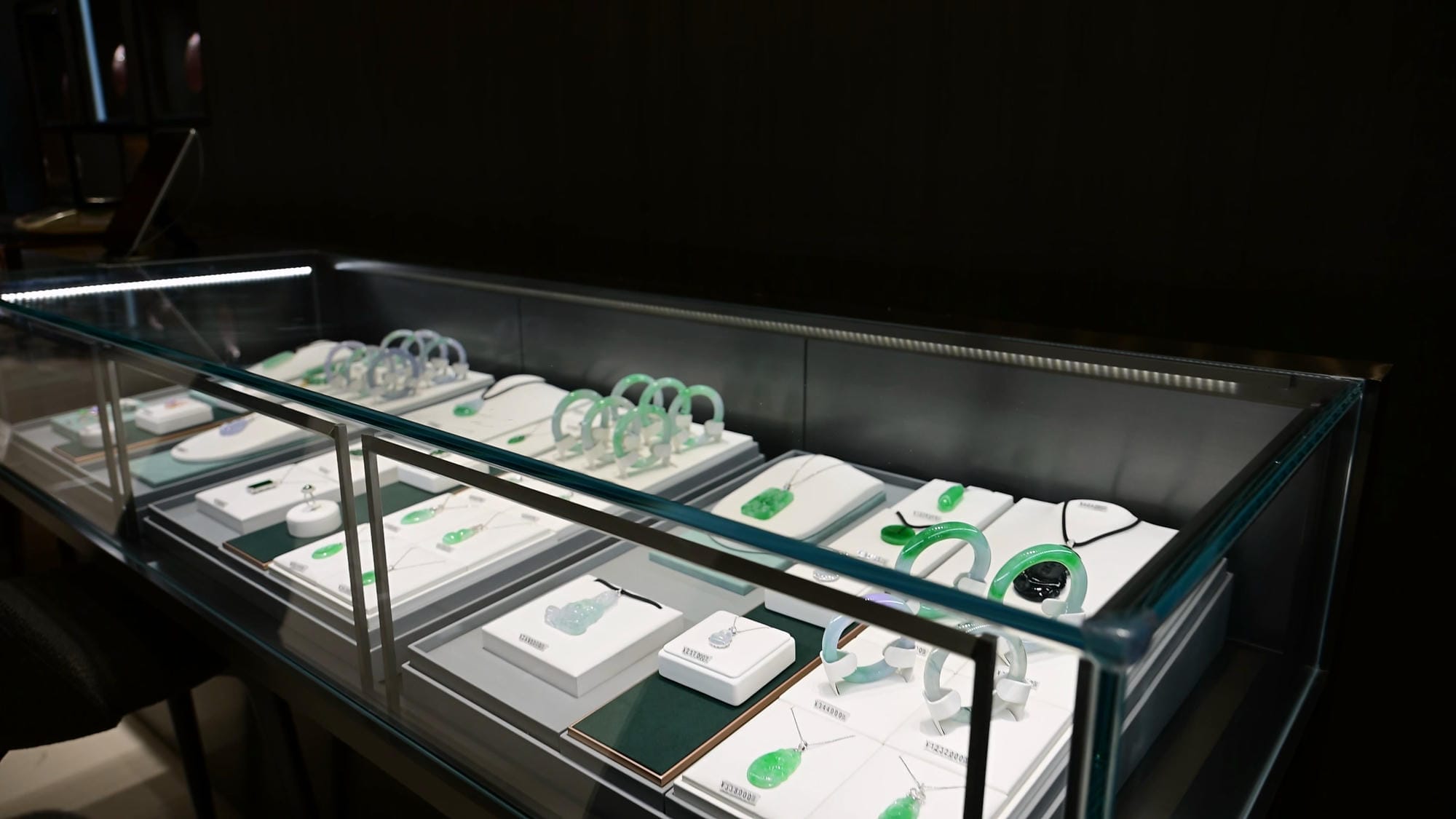 合肥万象城周大福荟馆2.0珠宝照明案例