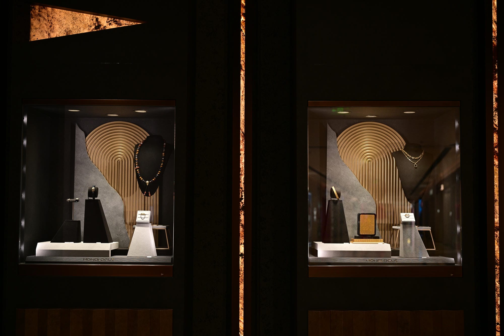 合肥银泰in77独白MONOLOGUE珠宝照明案例